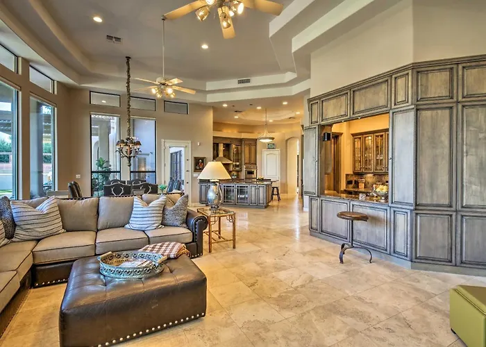Holiday home Lavish Paradise Valley W/ Sports Court & Pool Scottsdale