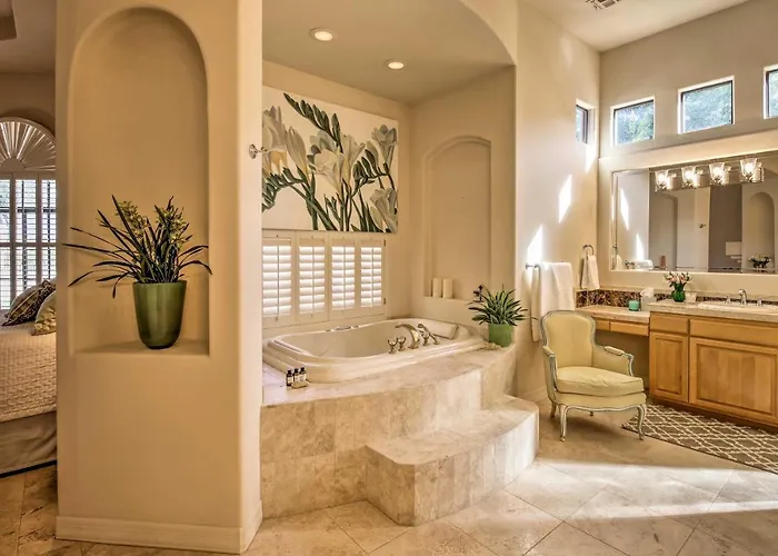 Holiday home Lavish Paradise Valley W/ Sports Court & Pool Scottsdale