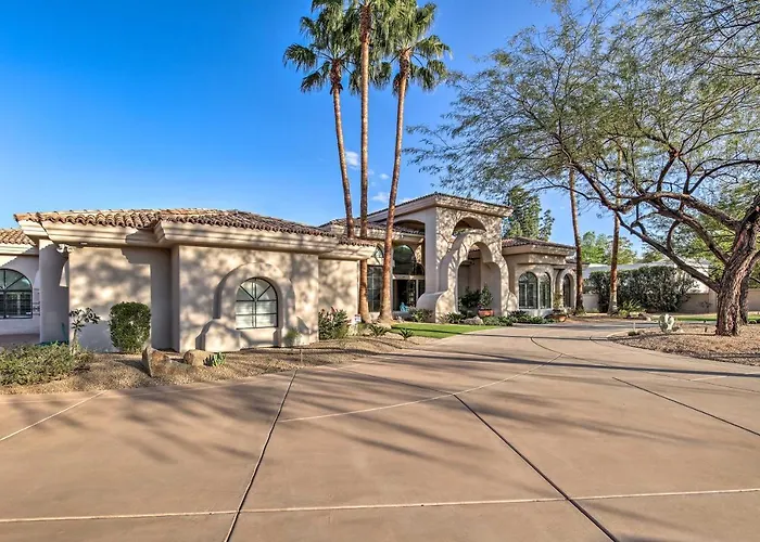 Lavish Paradise Valley W/ Sports Court & Pool Holiday home *